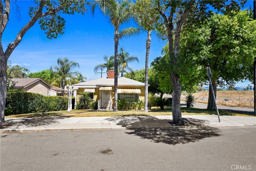 897 S K Property Photo 1