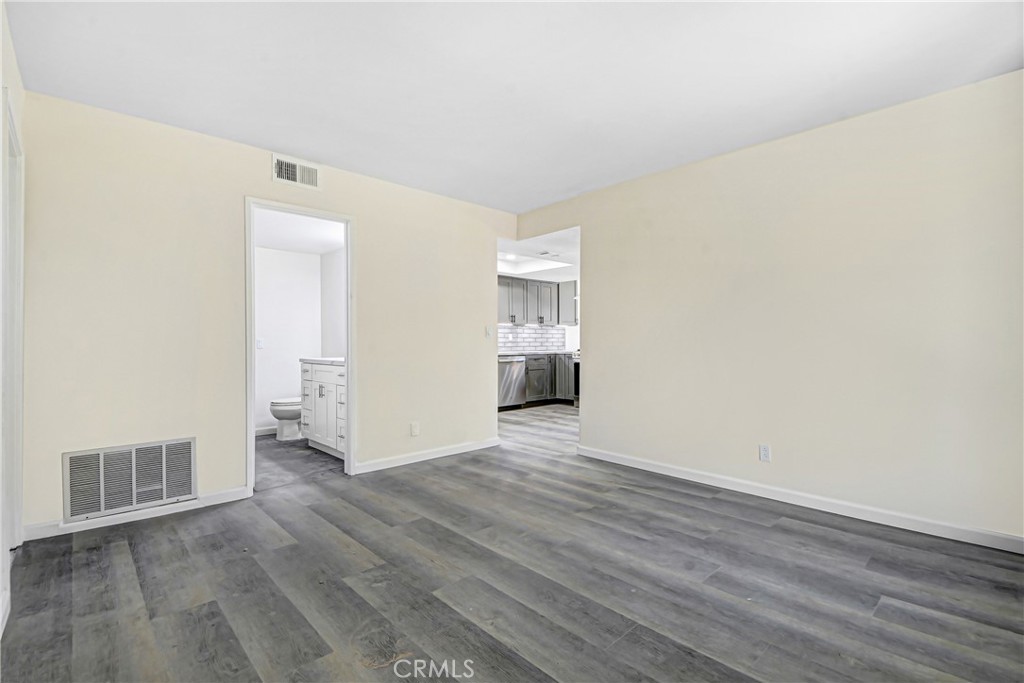 11820 Bayless Property Photo 10