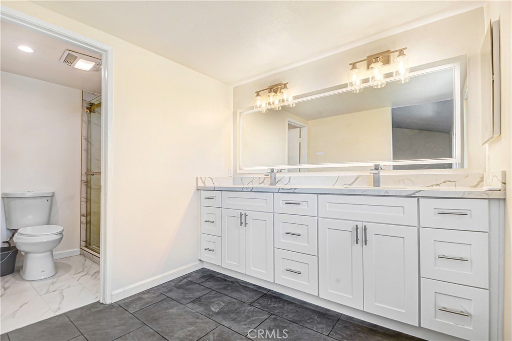 11820 Bayless Property Photo 15