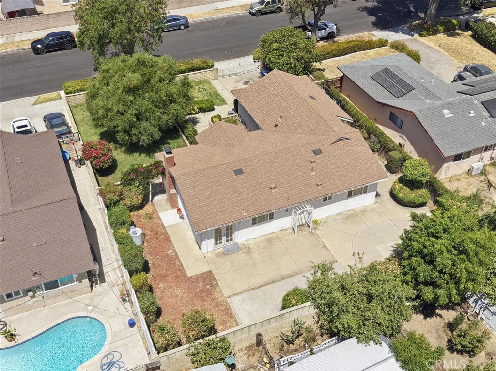 1714 N Corona Property Photo 13