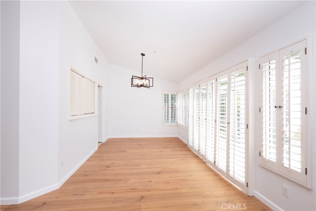 5824 Thornhill Drive Property Photo 12