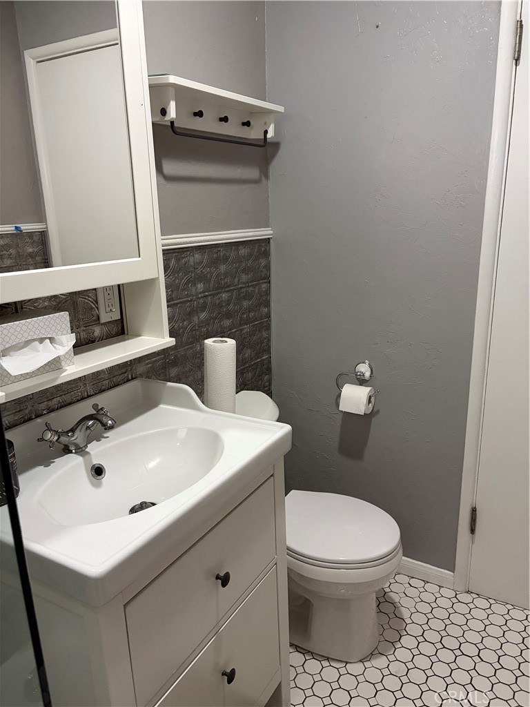 718 Harding Avenue Property Photo 5