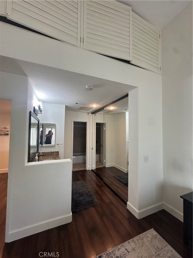 430 Lake Street Property Photo 10