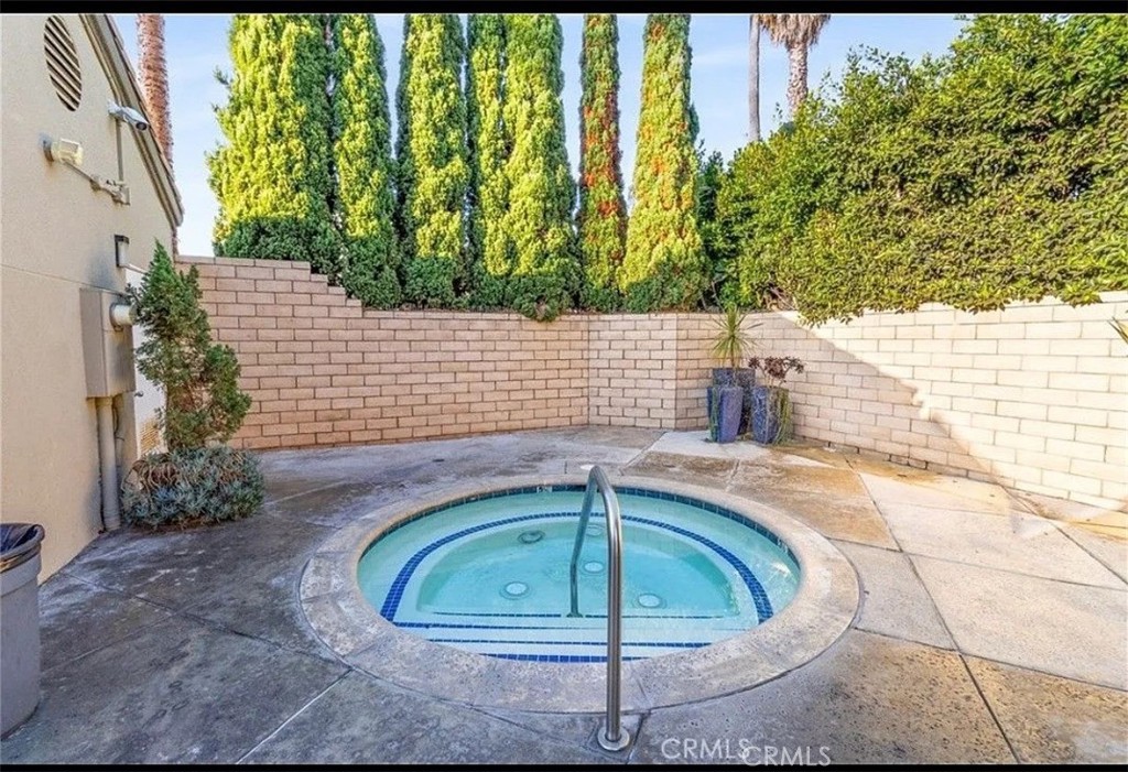 430 Lake Street Property Photo 16