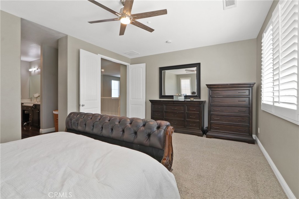 5052 Glenwood Property Photo 16