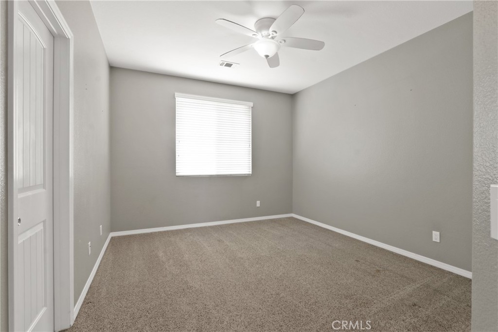 5052 Glenwood Property Photo 21
