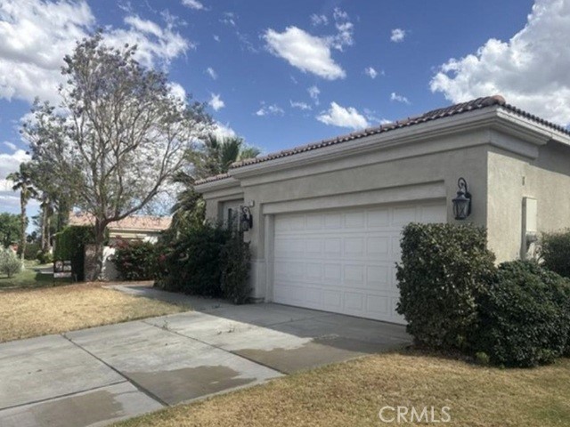 79927 Viento Drive Property Photo 2