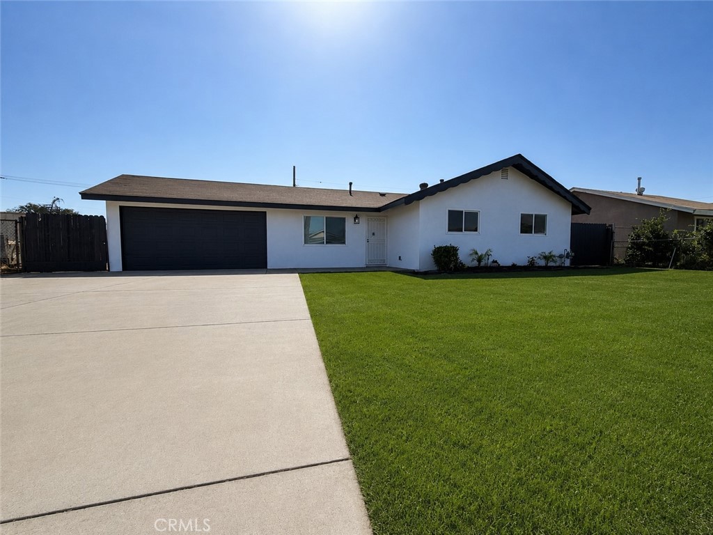 10807 Dumond Property Photo 1