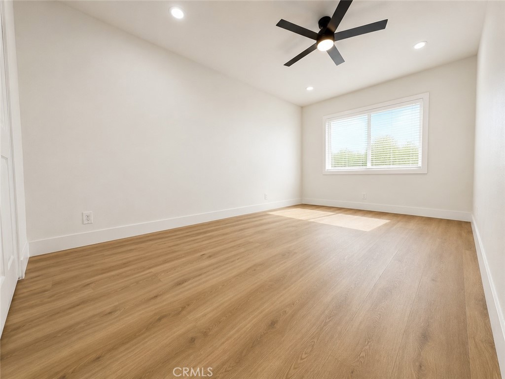 10807 Dumond Property Photo 6