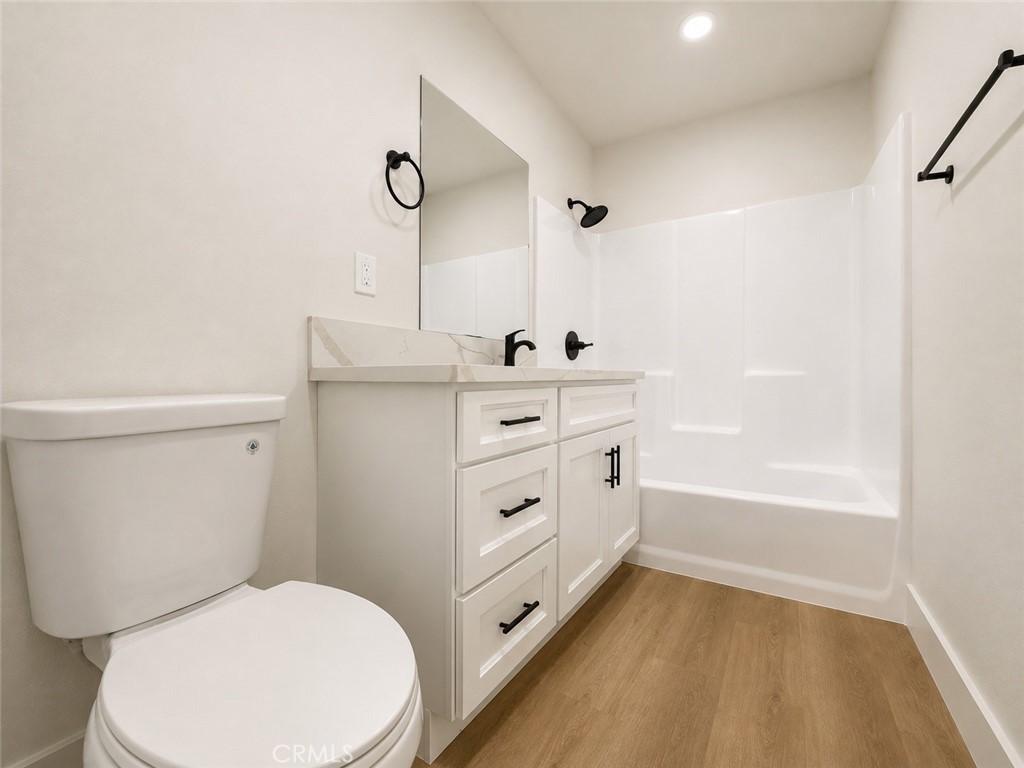 10807 Dumond Property Photo 7