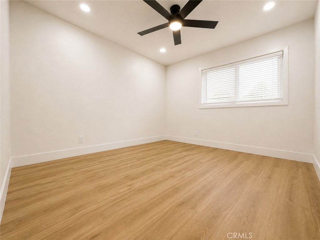 10807 Dumond Property Photo 8