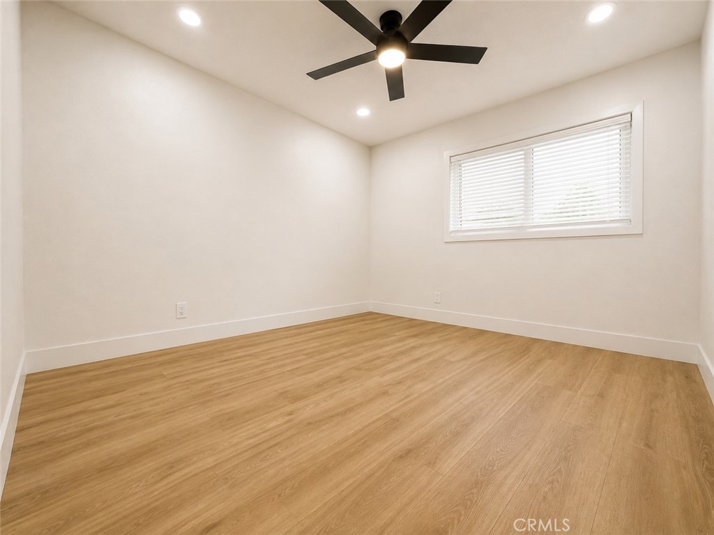 10807 Dumond Property Photo 8