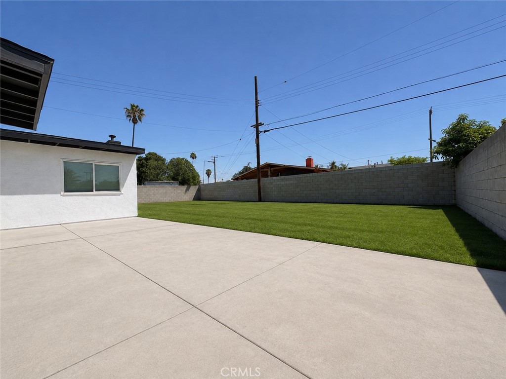 10807 Dumond Property Photo 13