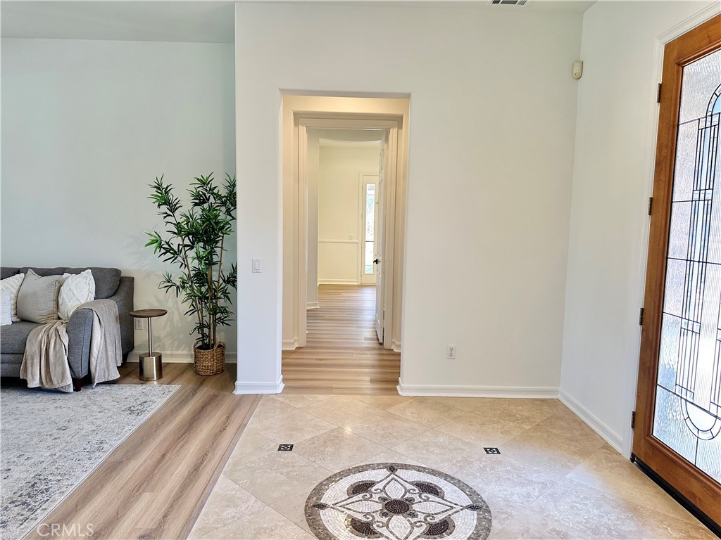 18493 Oak Park Drive Property Photo 18
