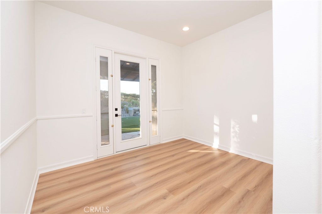 18493 Oak Park Drive Property Photo 22