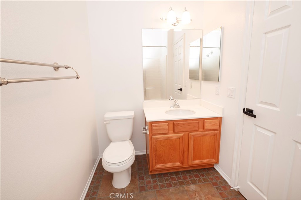 18493 Oak Park Drive Property Photo 38