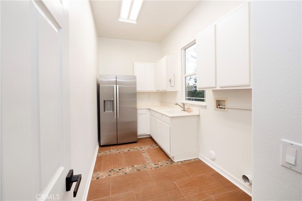 18493 Oak Park Drive Property Photo 40