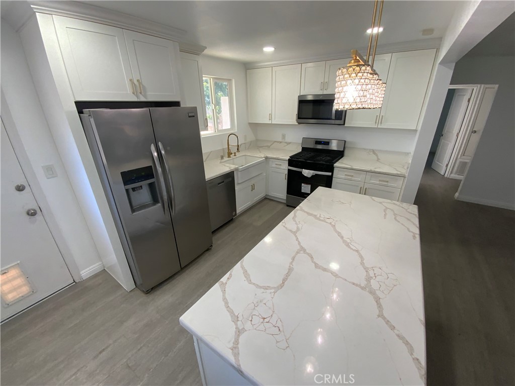 1702 S Monterey Property Photo 1