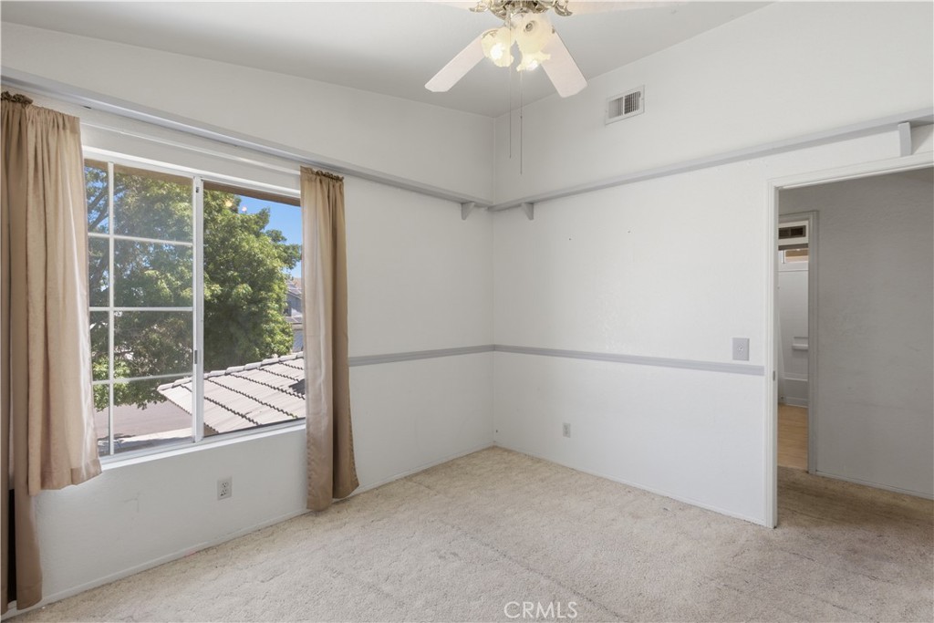 14323 La Crescenta Property Photo 16