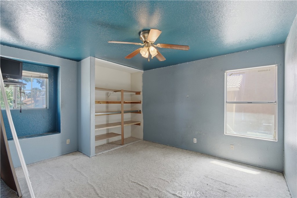 14323 La Crescenta Property Photo 18