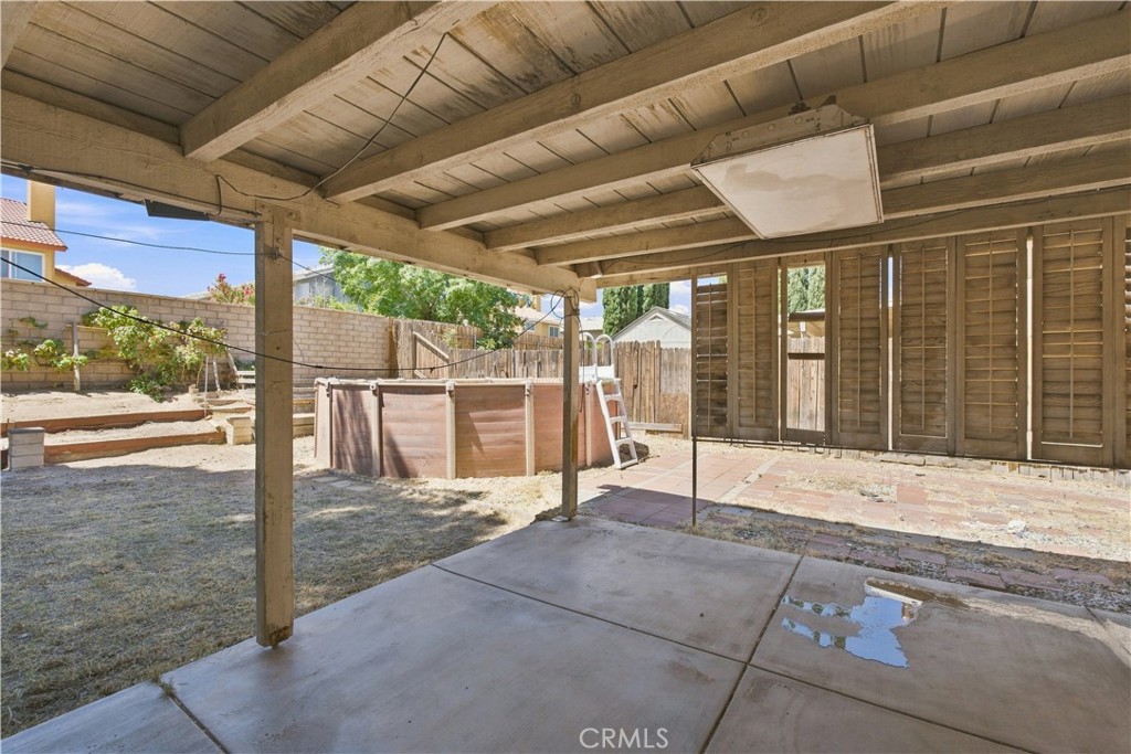 14323 La Crescenta Property Photo 26