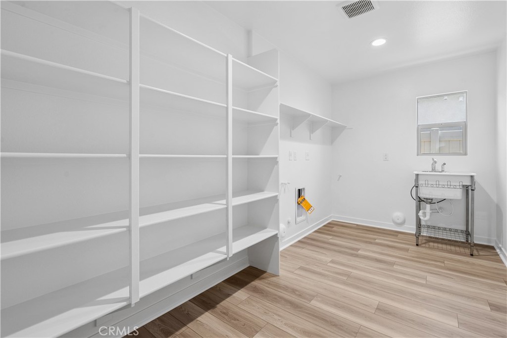 1590 Park Village Drive Property Photo 24