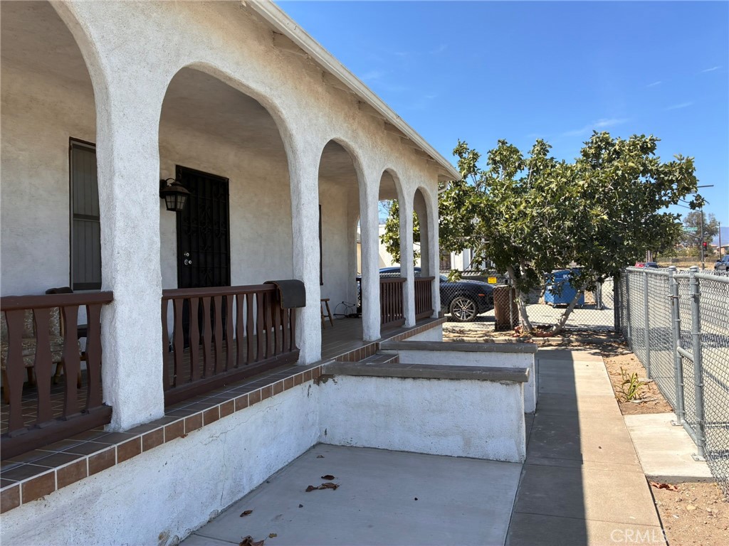 15395 Foothill Property Photo 35
