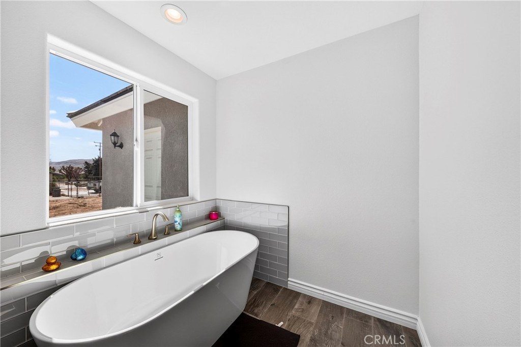 18702 Atlantic Property Photo 23