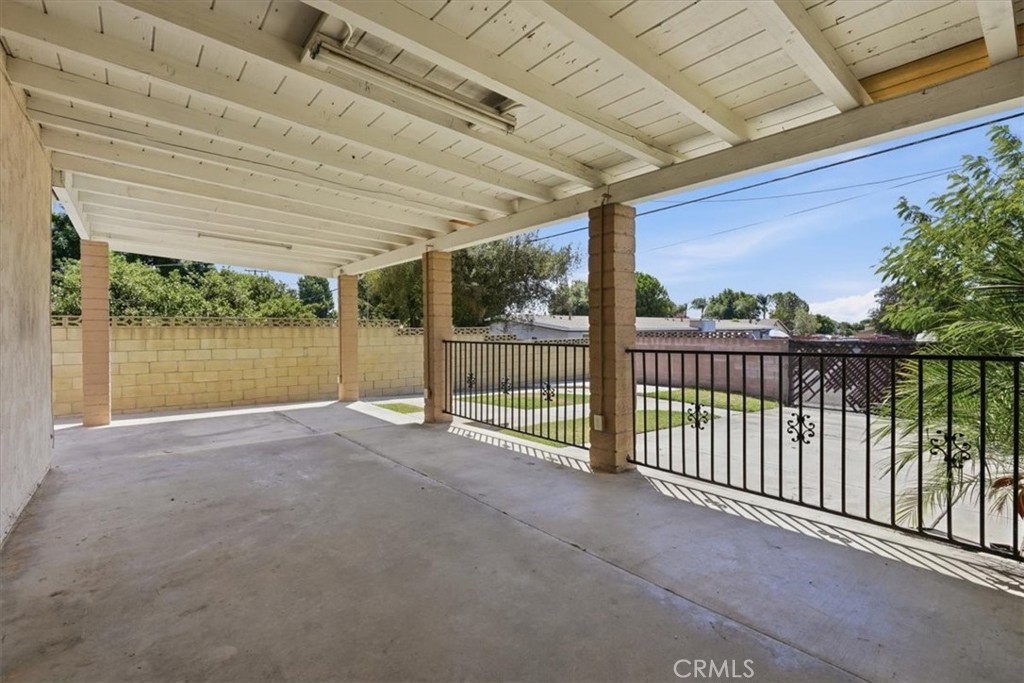 1686 E Princeton Street Property Photo 37