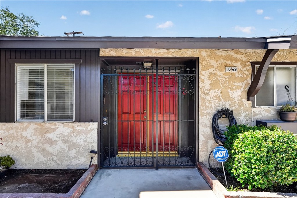 16429 Avalon Avenue Property Photo 8