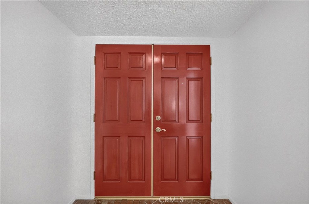 16429 Avalon Avenue Property Photo 9