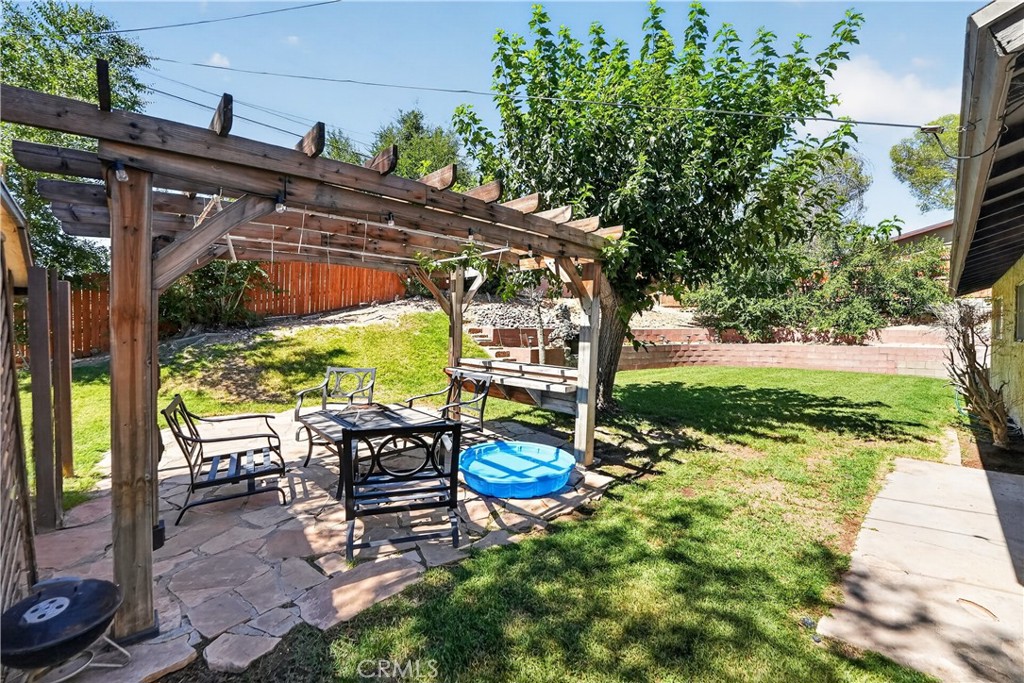 16429 Avalon Avenue Property Photo 45