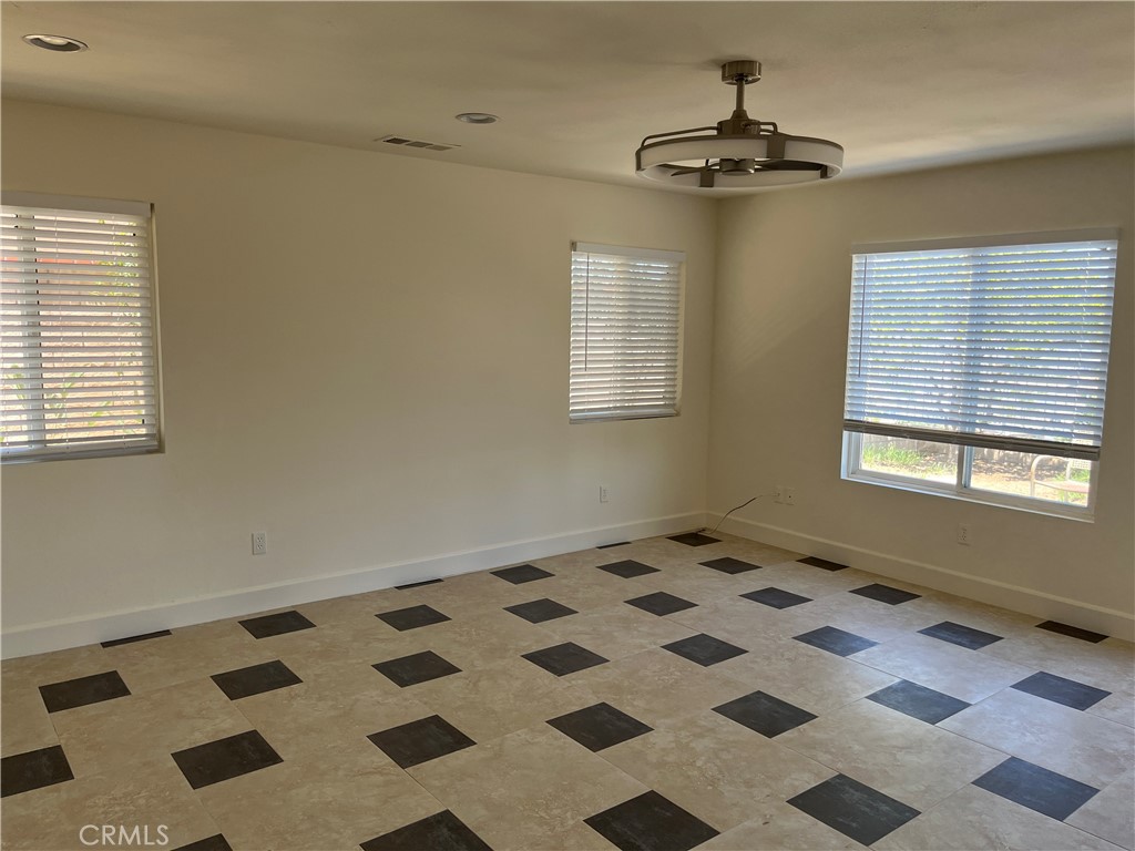 320 Woodruff Drive Property Photo 3