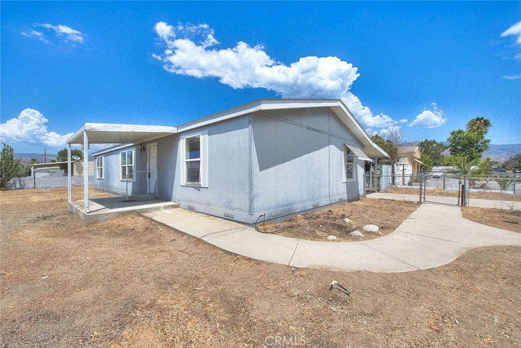 44744 Cornish Property Photo 3