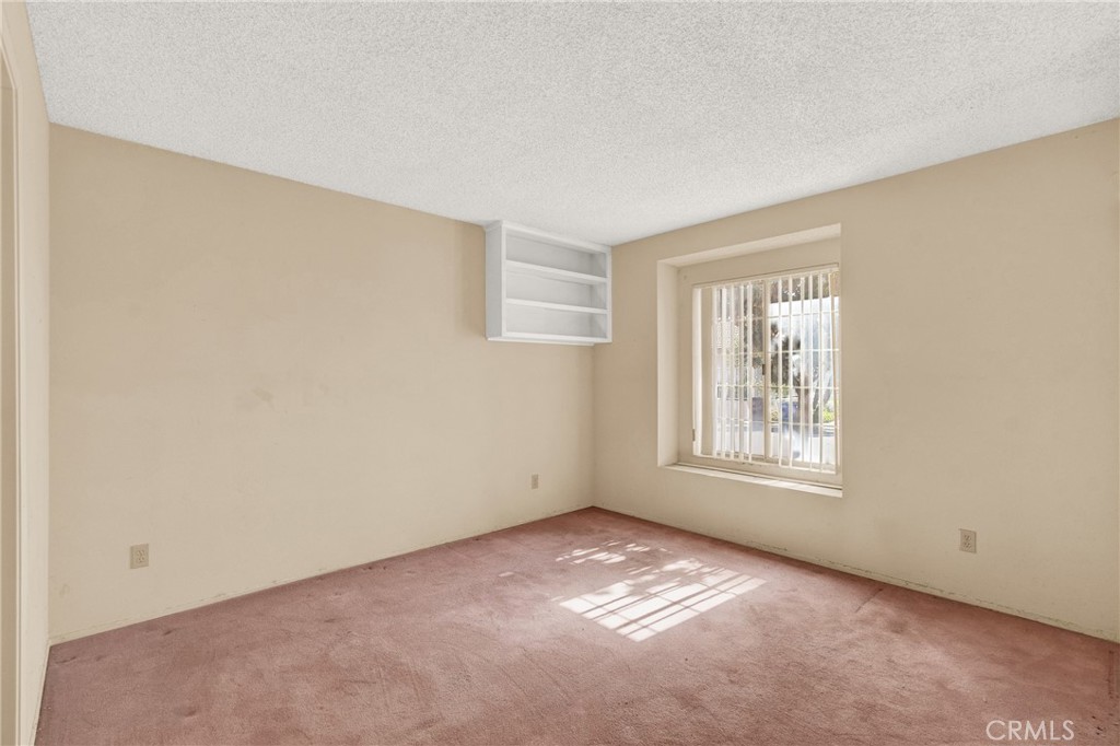 683 Sunshine Property Photo 14