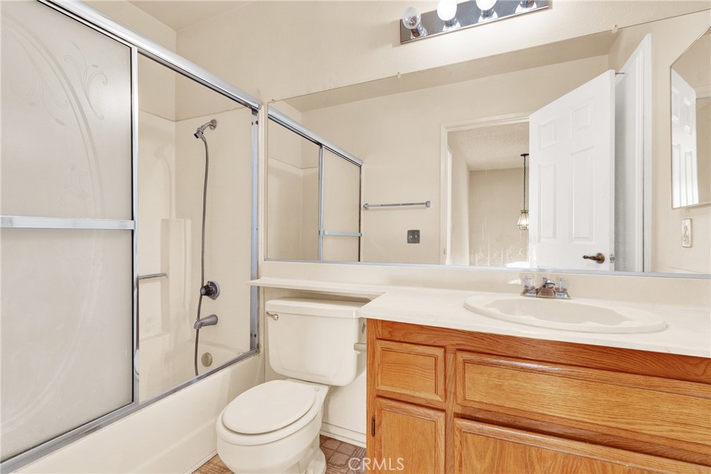 683 Sunshine Property Photo 17