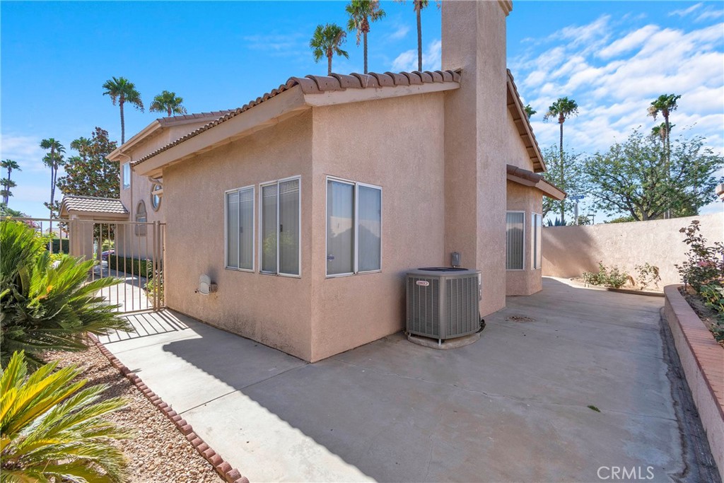 683 Sunshine Property Photo 21