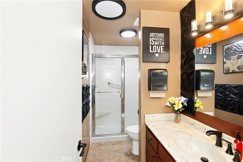 4605 Brentwood Property Photo 12