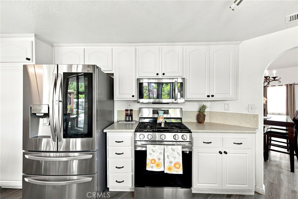 9186 Limecrest Drive Property Photo 16