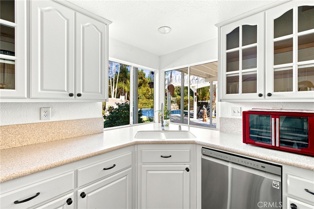 9186 Limecrest Drive Property Photo 17