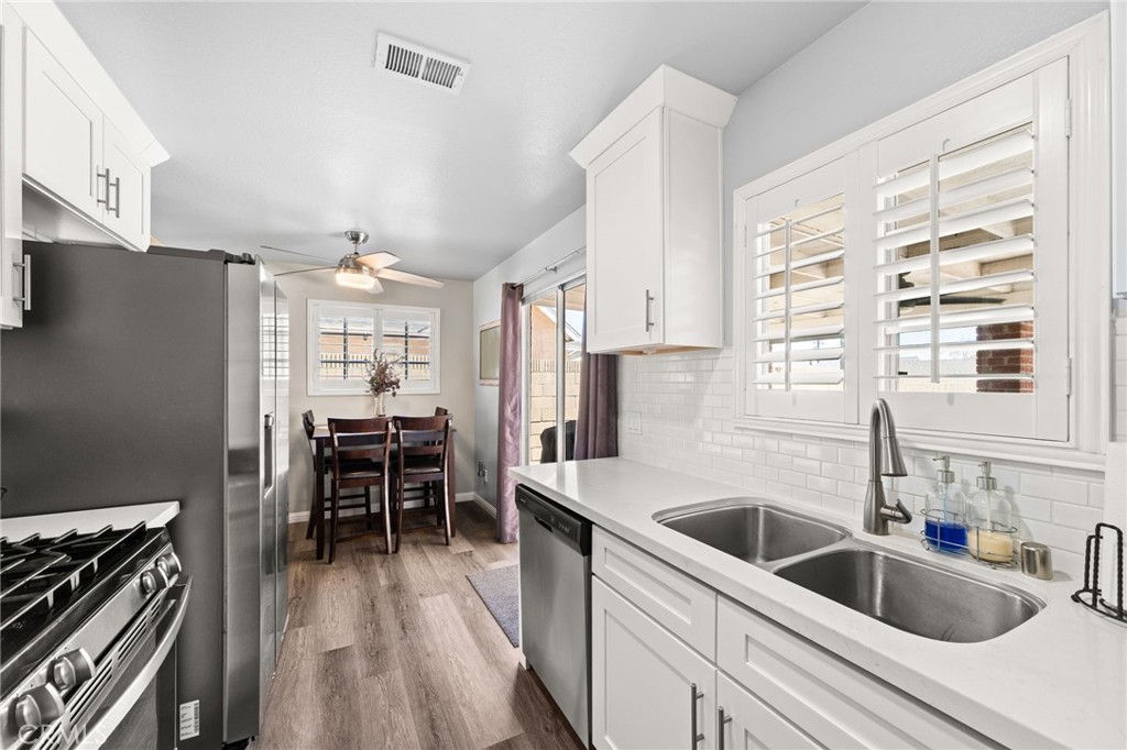 10221 26th Street Property Photo 7