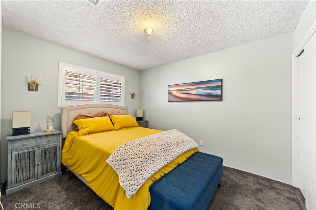 10221 26th Street Property Photo 12