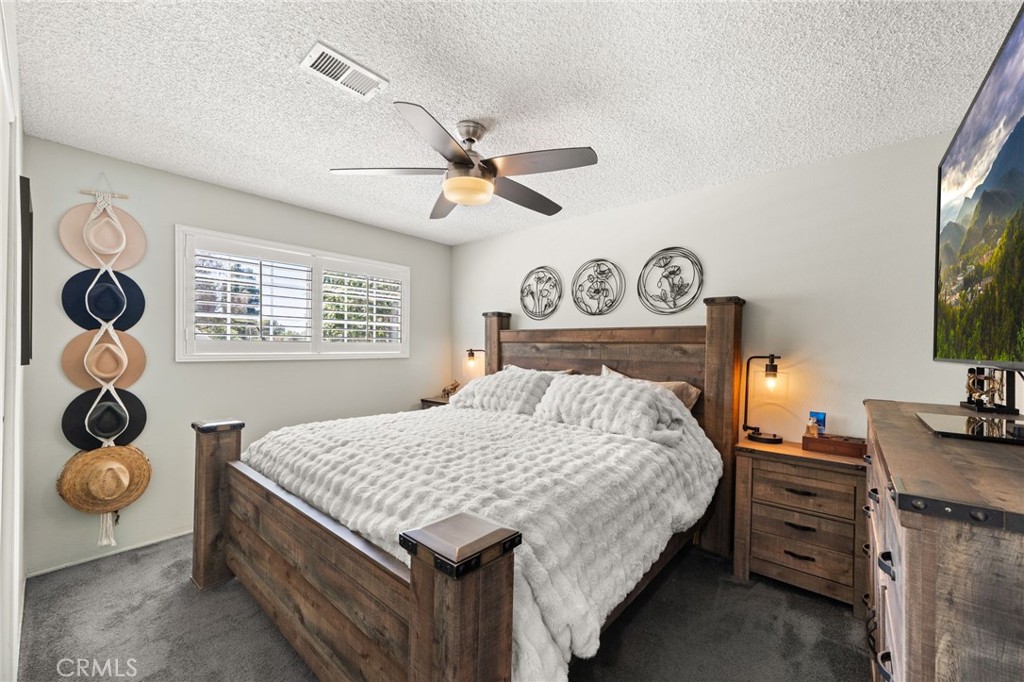 10221 26th Street Property Photo 14