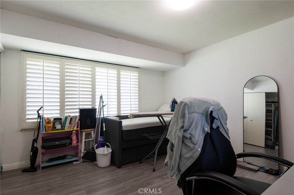 6336 Glen Aire Avenue Property Photo 14