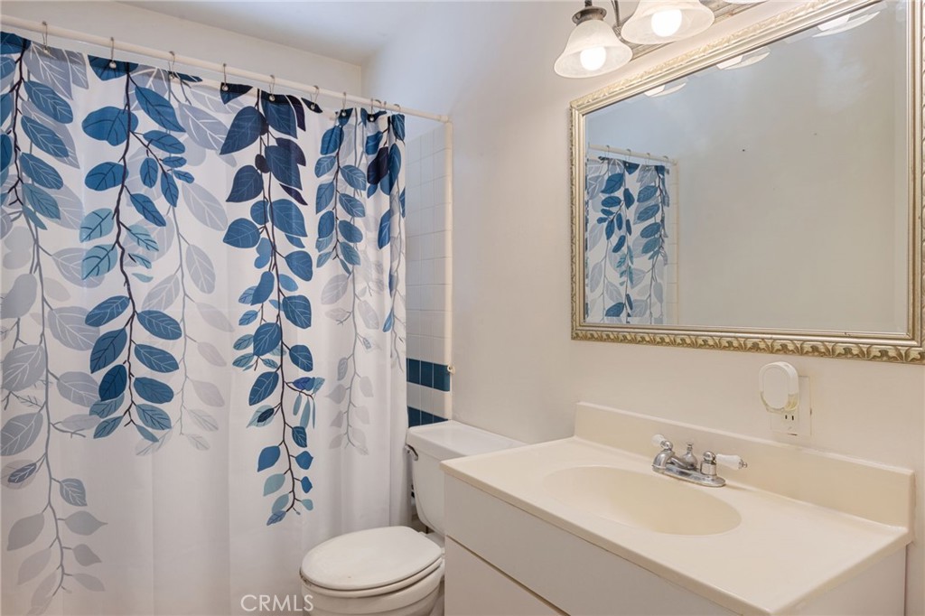 6336 Glen Aire Avenue Property Photo 25