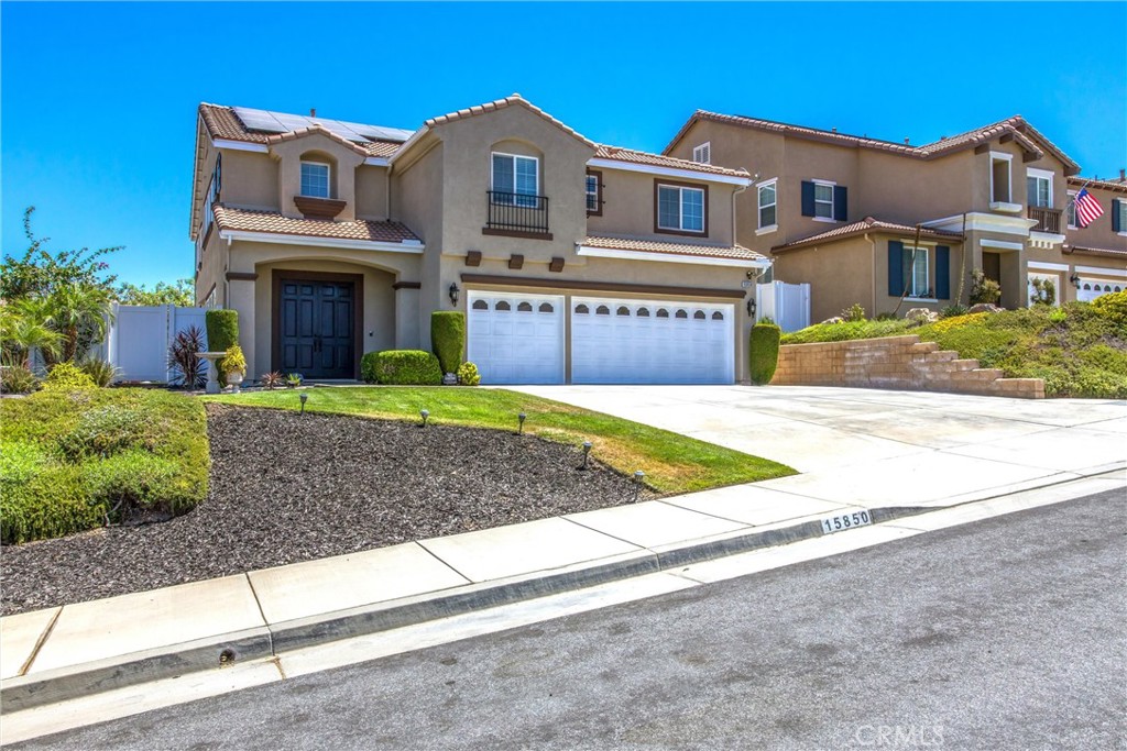 15850 Twin Lakes Property Photo