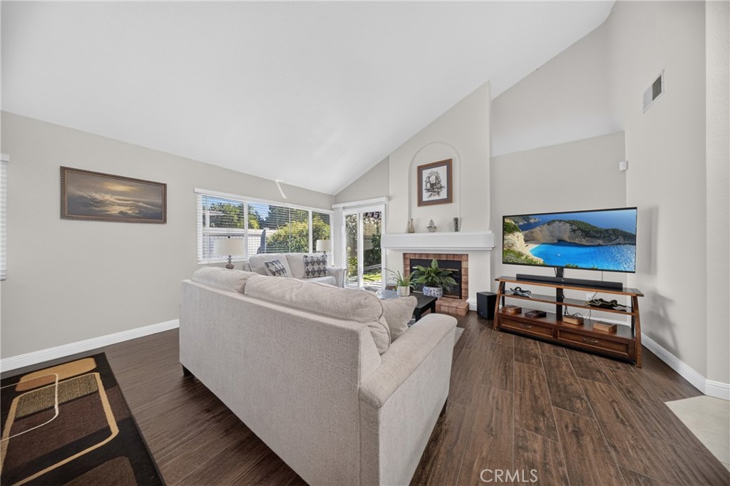 1220 Jasmine Property Photo 9