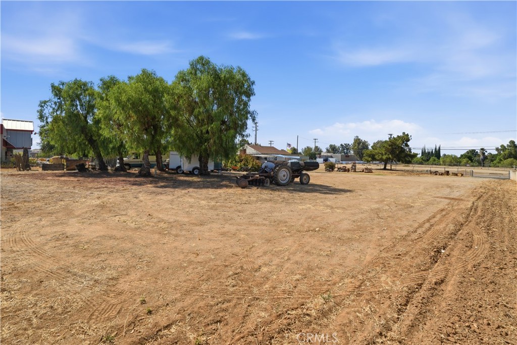 17157 Van Buren Property Photo 9