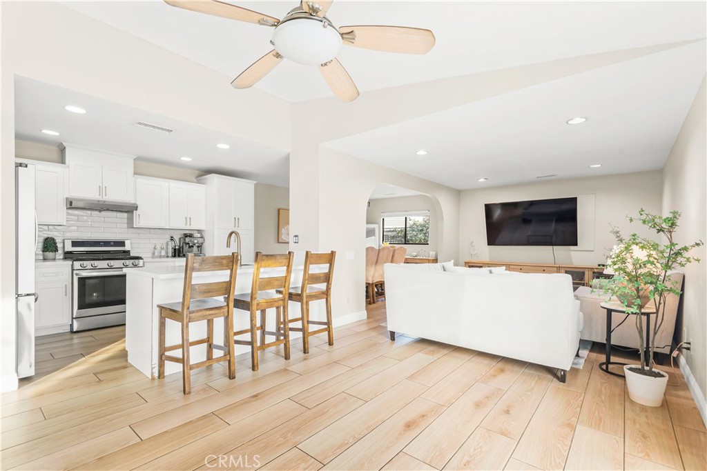 7590 Kempster Court Property Photo 12
