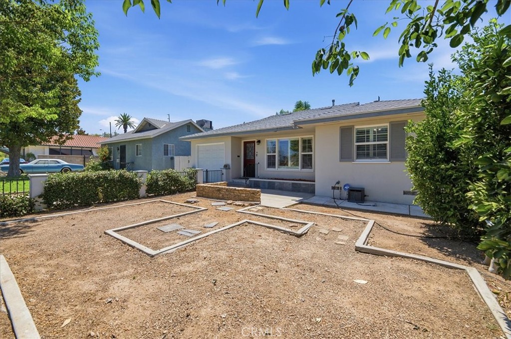 4158 Gardena Drive Property Photo 3